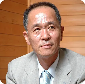 阿部英臣が入社