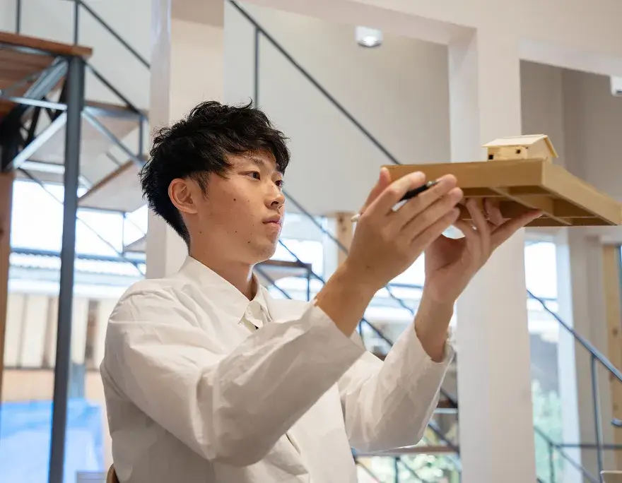 ひとと向き合い、建築と向き合う。